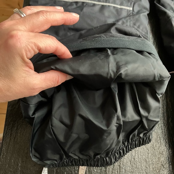 New Columbia Snow Pants (Youth) - Picture 5 of 14